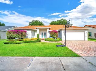 1482 SW 97th Ln, Davie, FL 33324