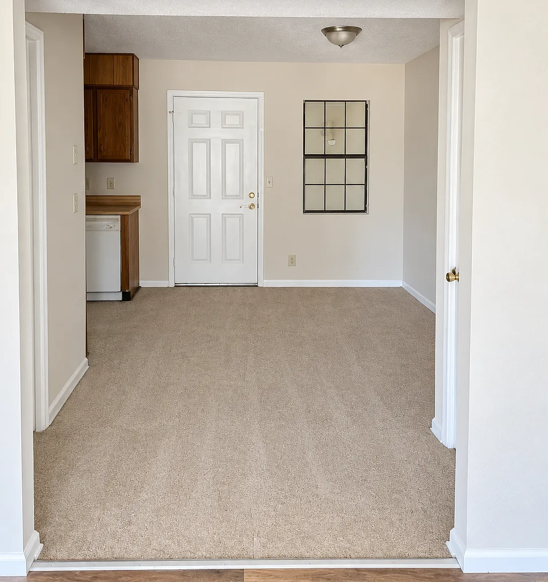 2 bed, 1.0 bath, 1044 sqft, $1,075 — Photo 4