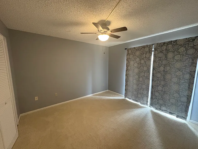 6102 Country Club Dr #F-2 — Photo 13