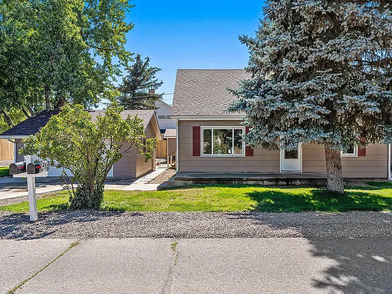 8200 W 51st Ave — Photo 31