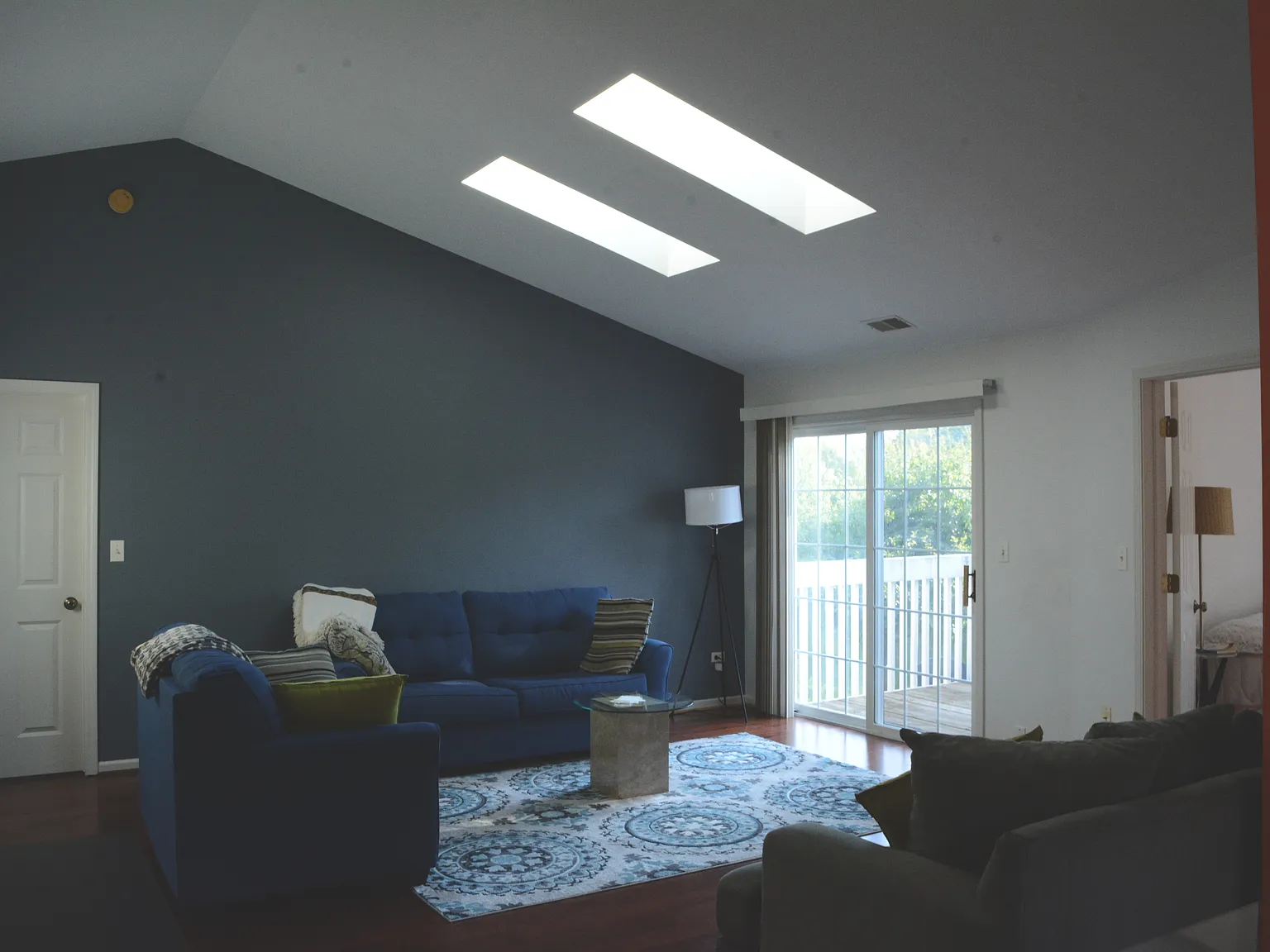 2 bed, 1240 sqft, $2,250 — Photo 2