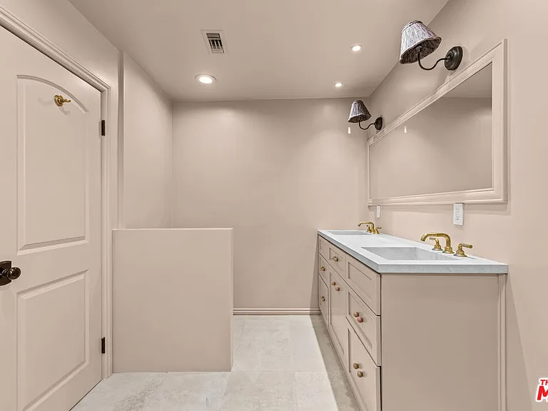 1314 Avenida De Cortez — Photo 20