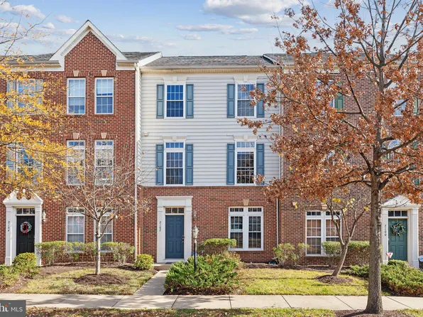 2102 Abbottsbury Way, Woodbridge, VA 22191