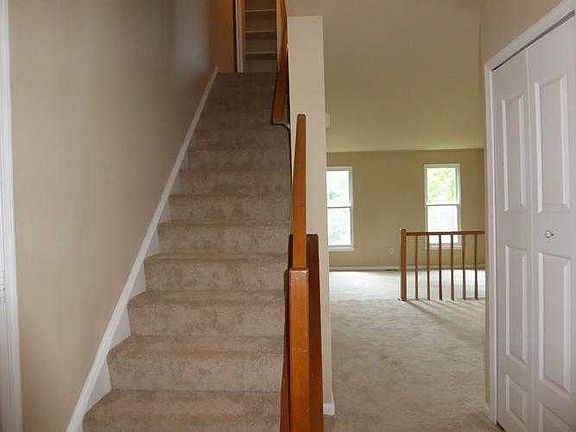 Main Level - Stairways