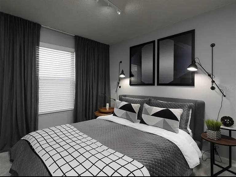 8831 Geneve Ct — Photo 31