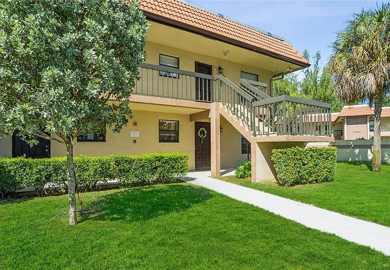 21915 Lake Forest Cir #106 — Photo 1