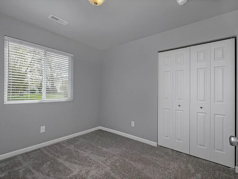 1847 Bluff Ridge Ct — Photo 19