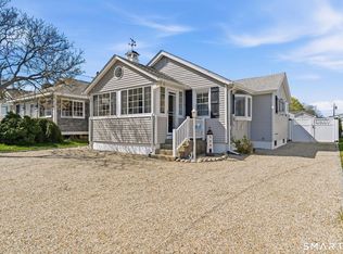 37 Mohican Rd, Old Saybrook, CT 06475