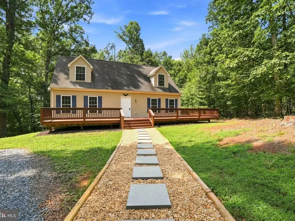 472 Arrington Mountain Rd, Haywood, VA 22722