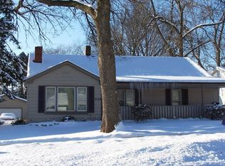 254 S Hickory Ave, Bartlett, IL