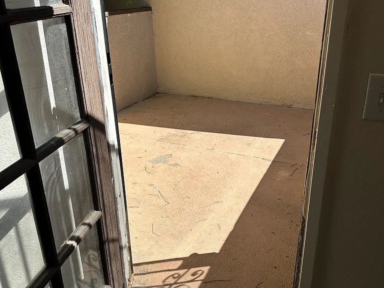 244 E Thornton Ave #13 — Photo 9