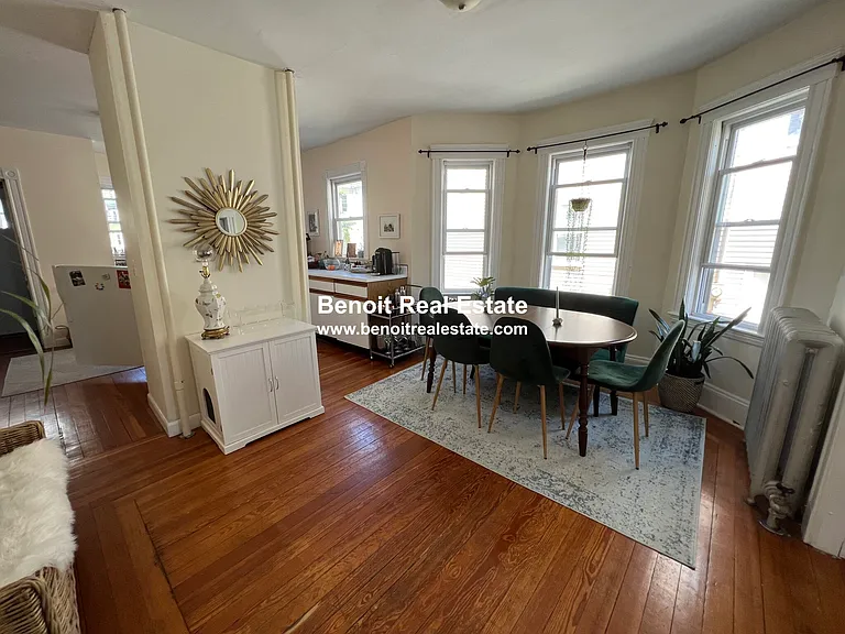 Prichard Ave — Photo 19