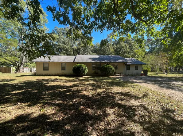 530 N Vaughn St, Sulphur Rock, AR 72579