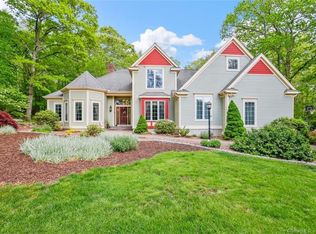 4 Avalon Way, Sandy Hook, CT 06482