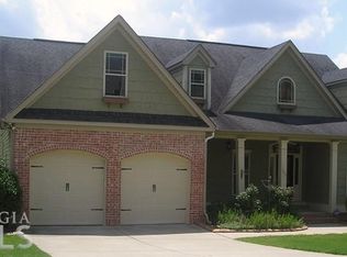 155 Elenor Dr, Fayetteville, GA