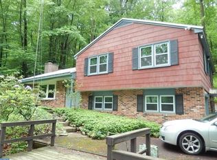 671 Hill Church Rd, Boyertown, PA 19512