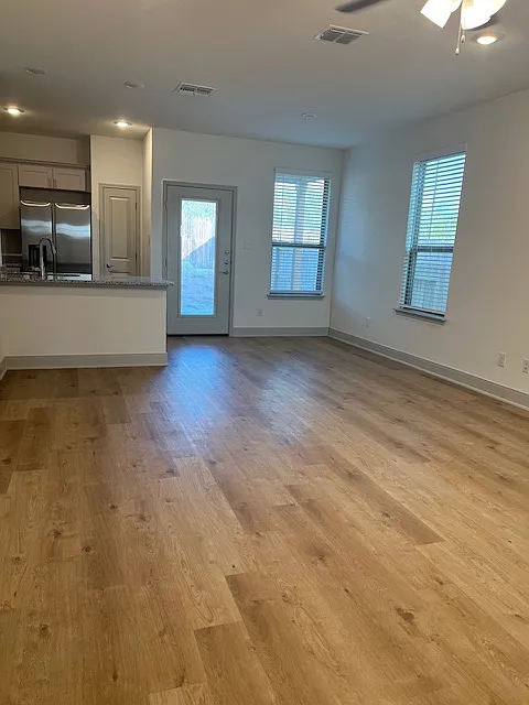Living room & Dining Area
