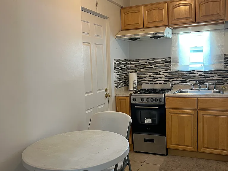 19230 Lydle Creek Pl — Photo 2