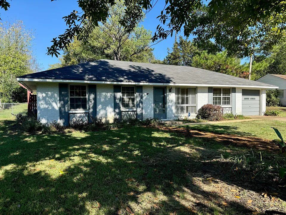 2434 Patterson Dr