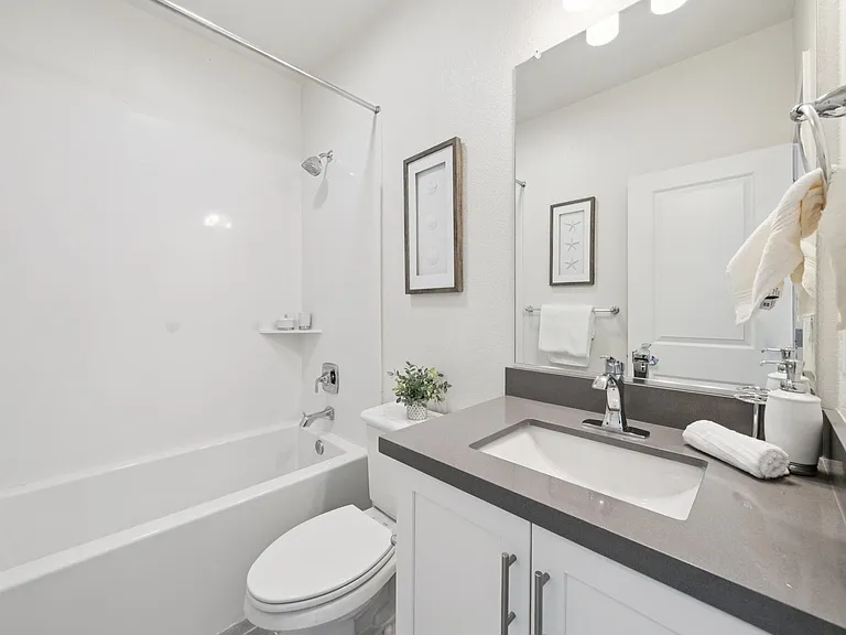 665 Alamo Ct — Photo 14