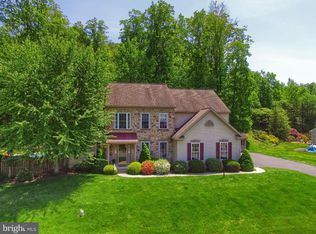 18 Morgan Spring Dr, Morgantown, PA 19543