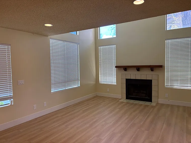 6865 Valley Circle Blvd #8 — Photo 5