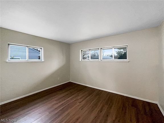 5th image of 9187 Newkirk Dr