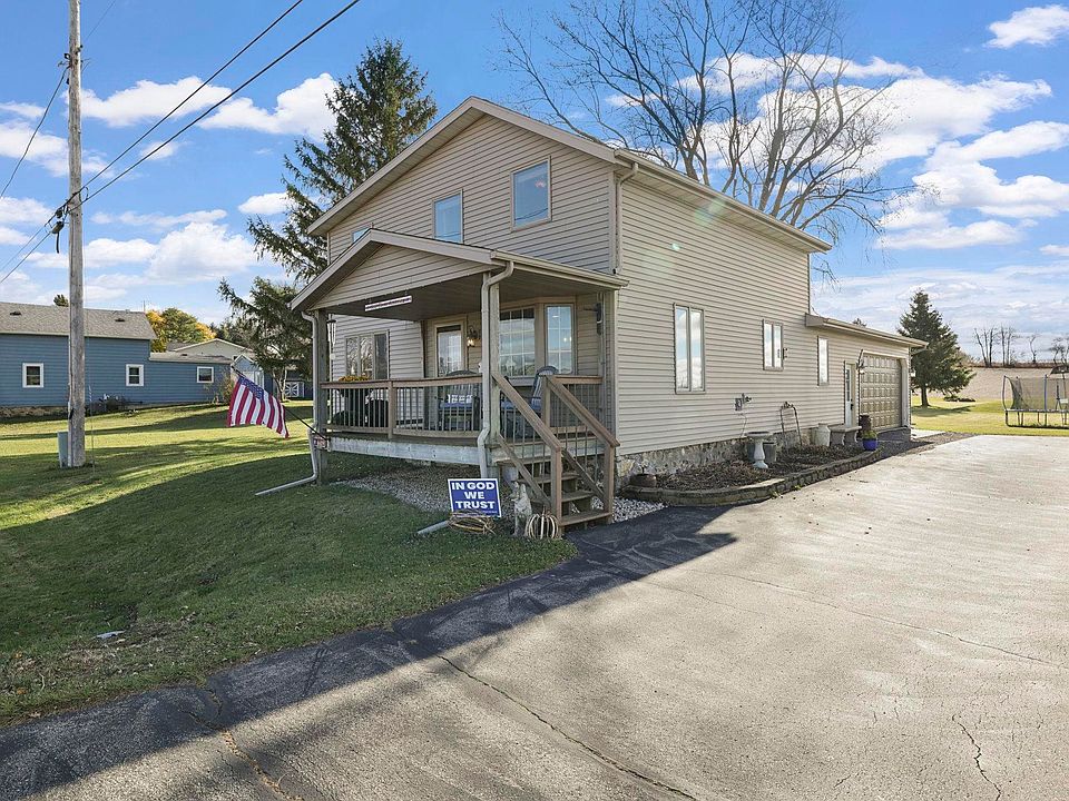 1st image of W6609 Saint Killian Dr
