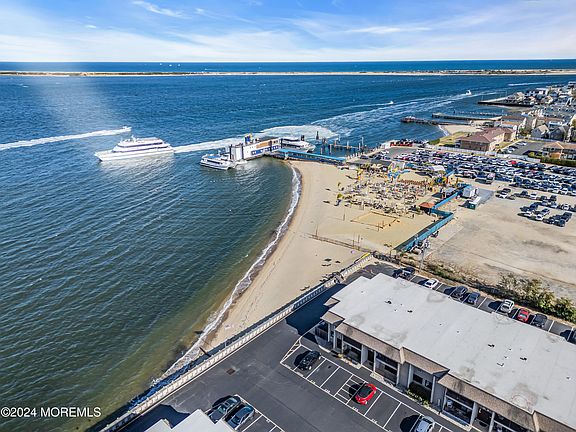 4th image of 330 Shore Drive #G9