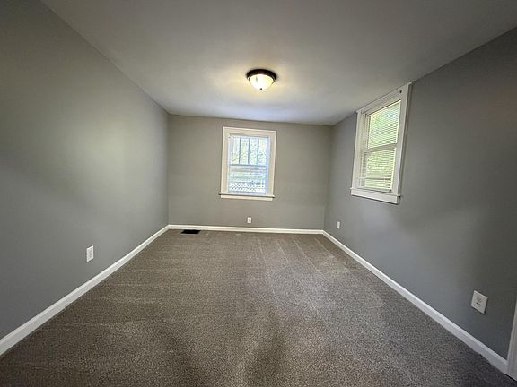 5th image of 3757 Westerville Rd