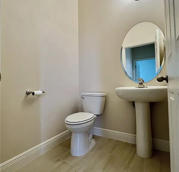 6400 Nevis Ct — Photo 9