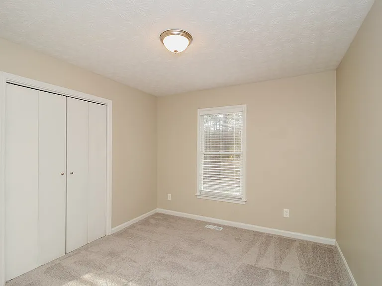 189 Gray Rd — Photo 12