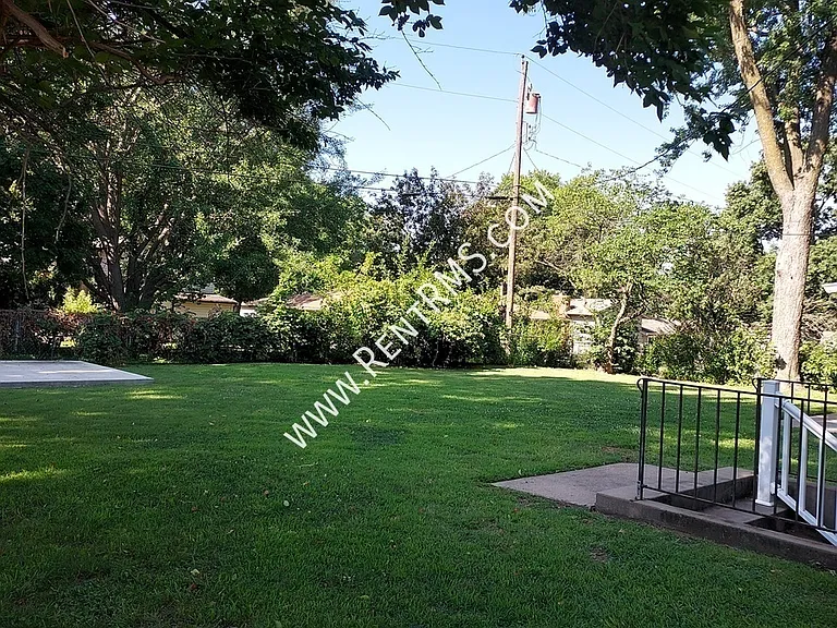 5317 SW 24th St — Photo 31
