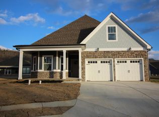 7522 Hollydale Ln, Ooltewah, TN 37363