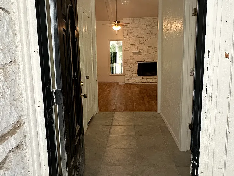 7833 S Harvard Ave — Photo 2