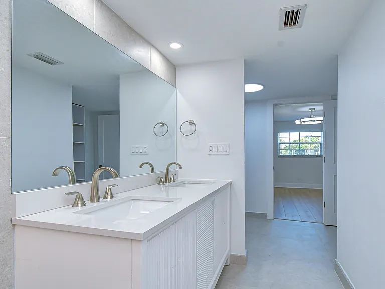 200 Country Club Dr #1505 — Photo 33