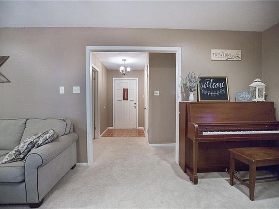 5th image of 4709 Mourning Dove Ln