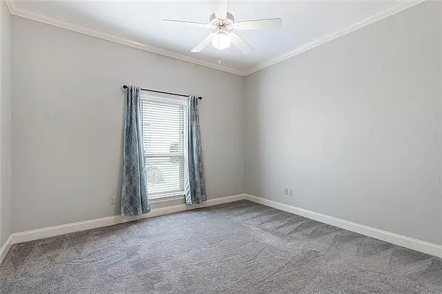 19466 Kelly Wood Ct — Photo 10