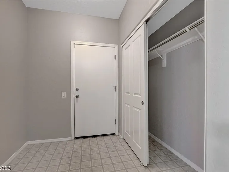 6868 Sky Pointe Dr #1078 — Photo 33