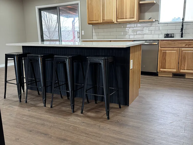 10214 S Willowbank Cir — Photo 4