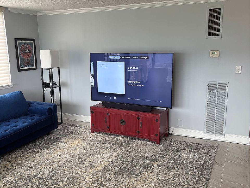 Living room.