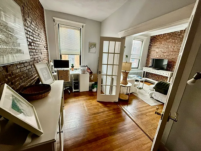 119 Richmond St #2 — Photo 8