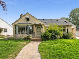 1362 Avon St N, Saint Paul, MN 55117