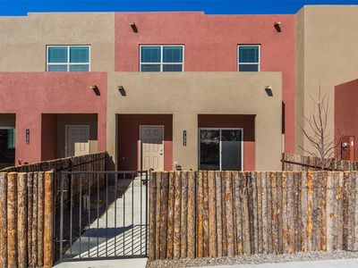 7352 Contenta Loop, Santa Fe, NM, 87507