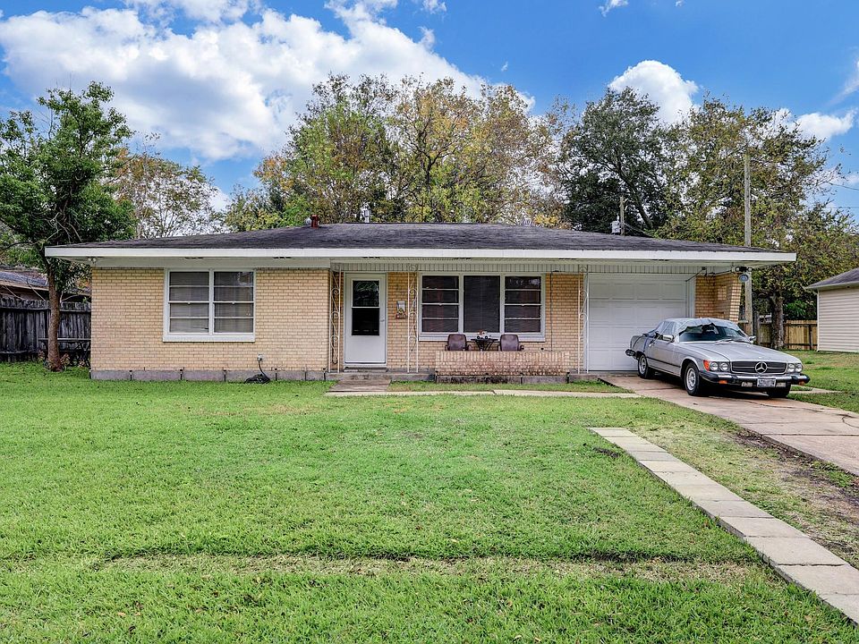 1st image of 5015 Burr Oak Ln