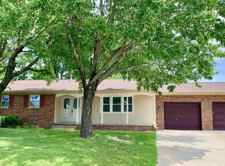 1905 N Chestnut St, Huntingburg, IN 47542