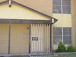 1st image of 2706 Patricia Ln