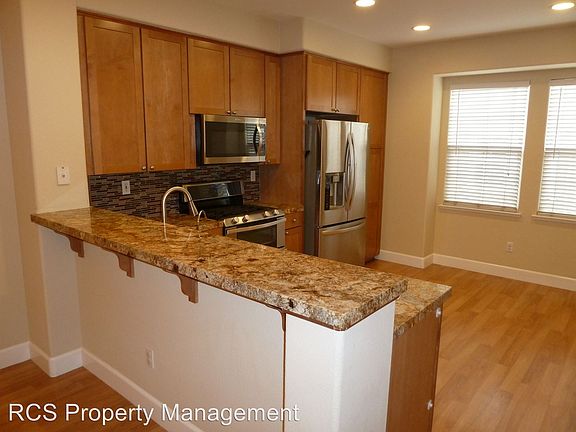 5th image of 3405 Vittoria Pl Unit 7