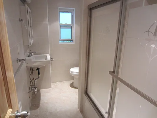 Rented by Capri Jet Realty Corp | media 13