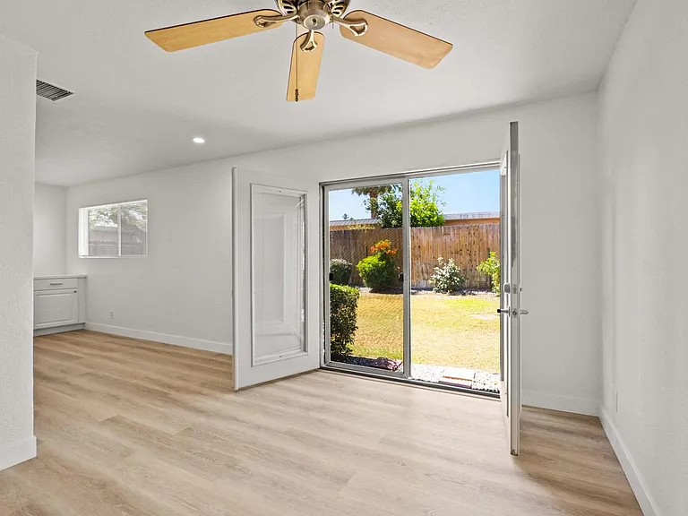 73425 San Nicholas Ave — Photo 23